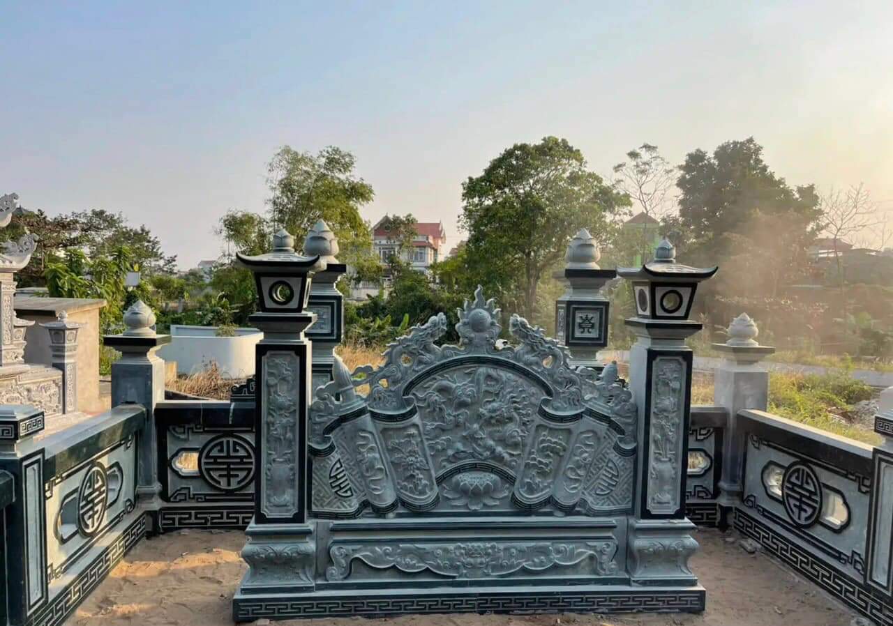 Cuốn Thư Đá - CTD21