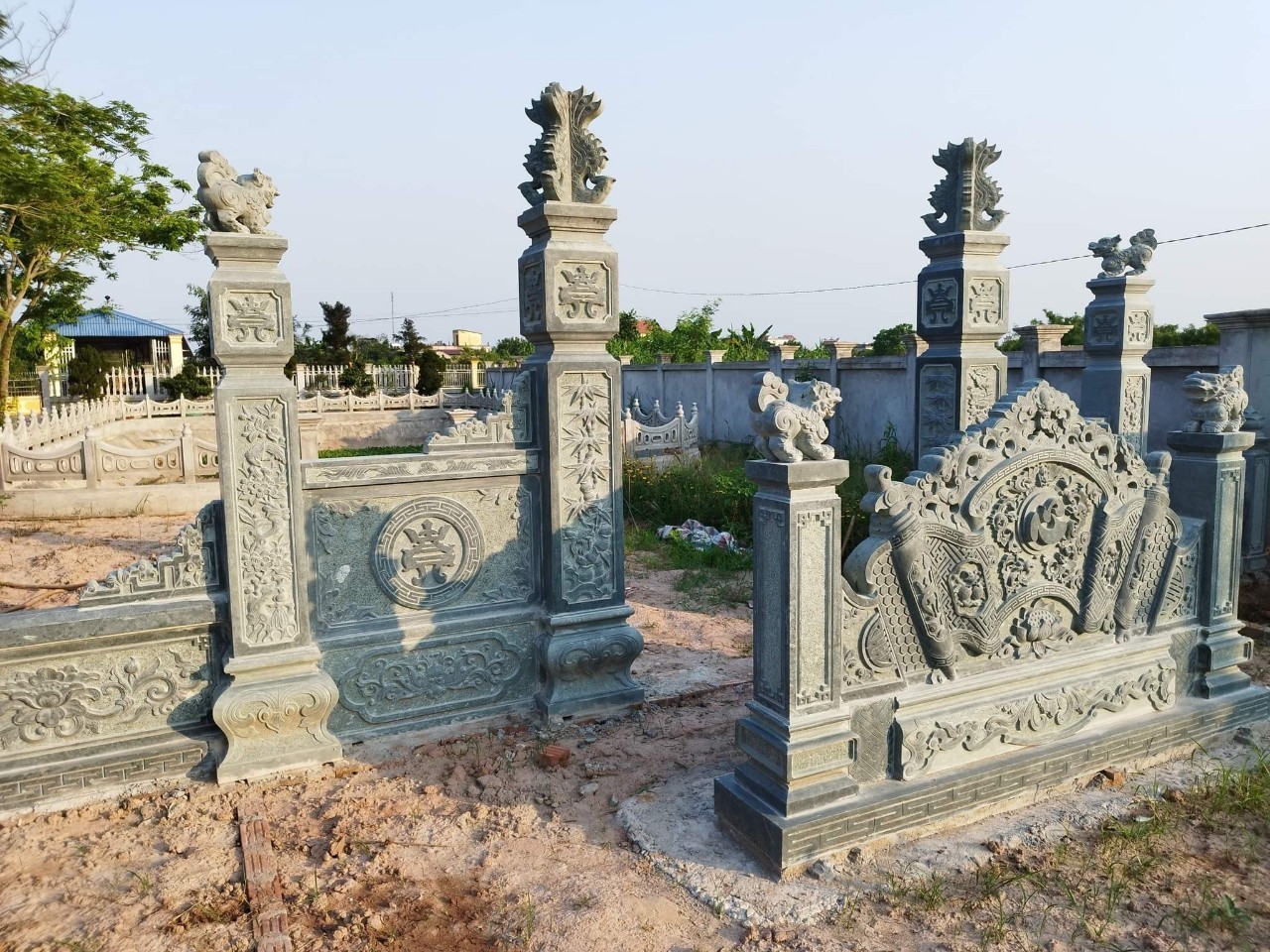 Cuốn Thư Đá - CTD40