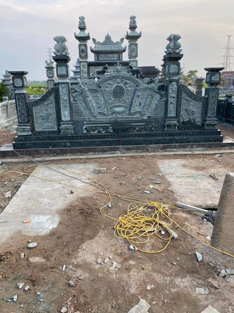 Cuốn Thư Đá - CTD52