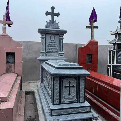 Mộ Đá Công Giáo - MCG12