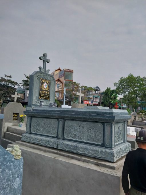 Mộ Công Giáo - MCG18