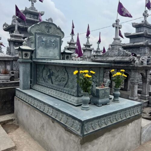 Mộ Đá Công Giáo - MCG21