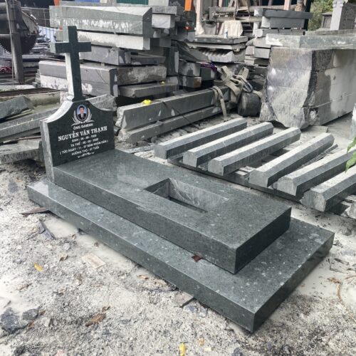 Mộ Đá Công Giáo - MCG24