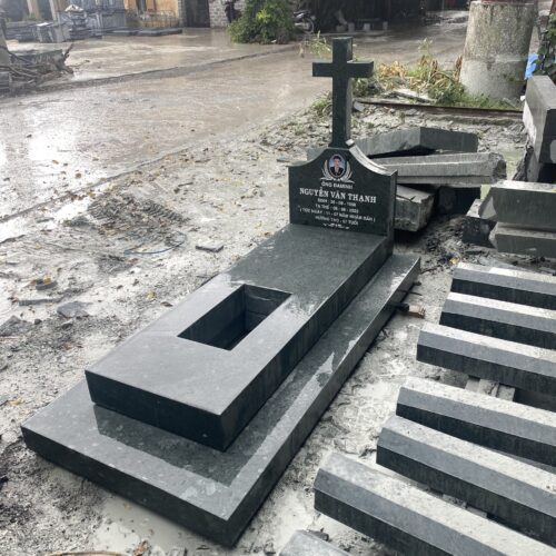 Mộ Đá Công Giáo - MCG25