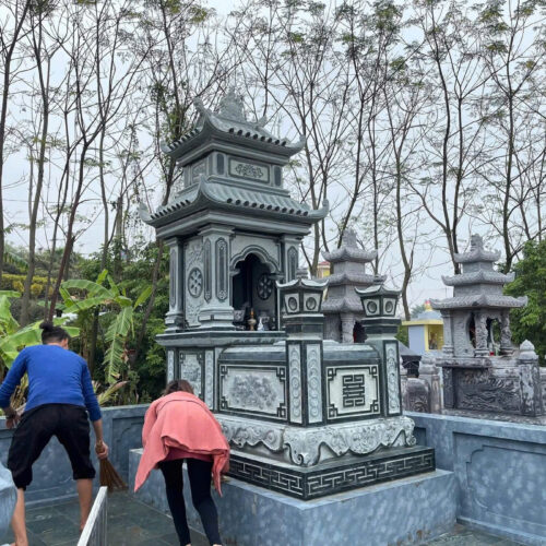 Mộ Đá 2 Mái - M2M11