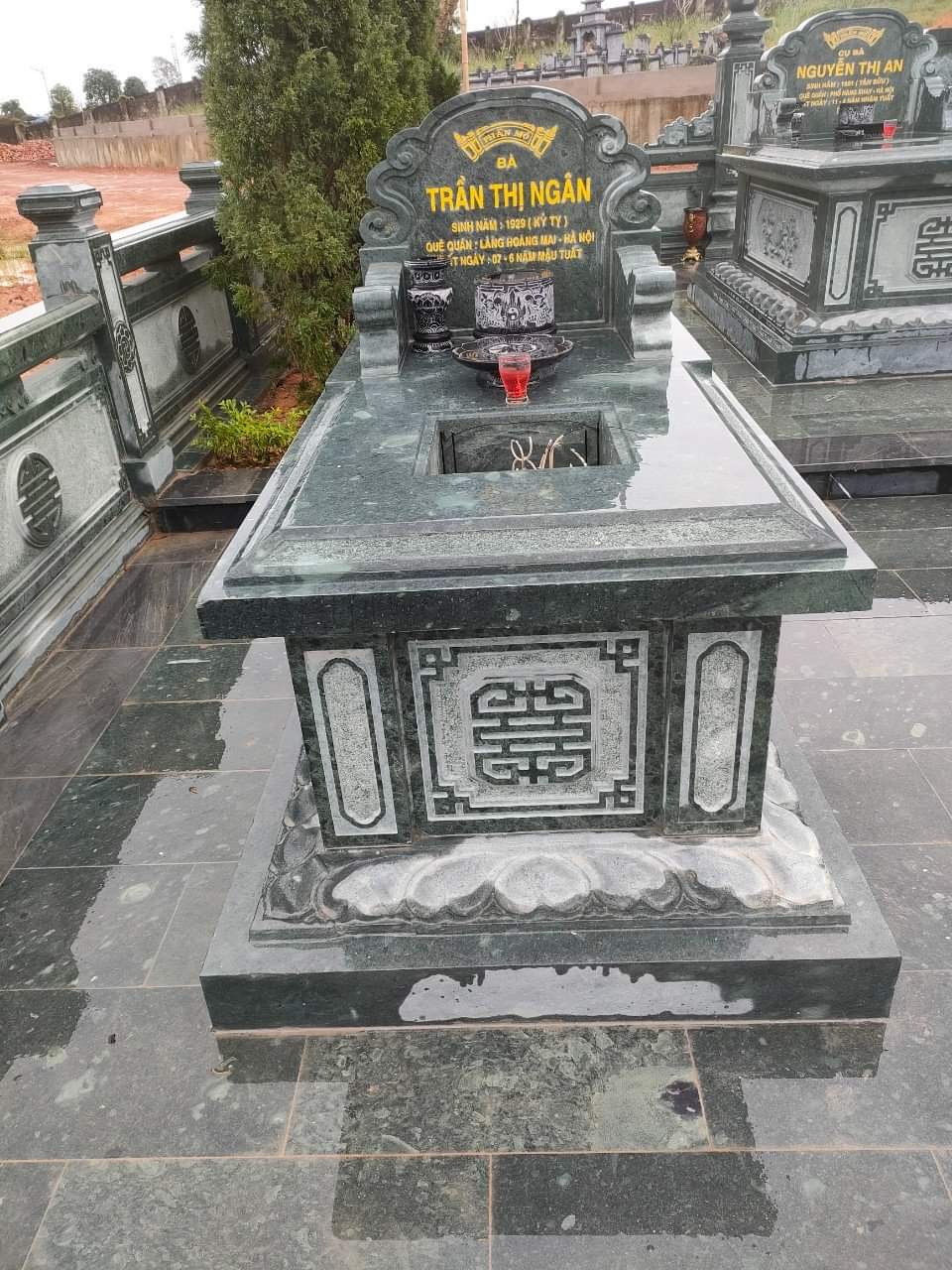 Mộ Không Mái - MKM23