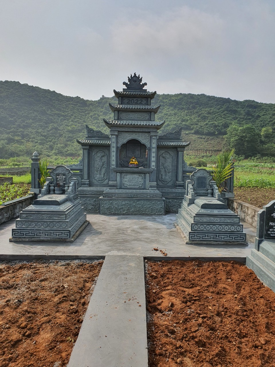 Mộ Không Mái - MKM29