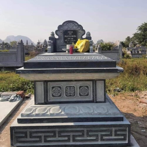 Mộ Không Mái - MKM66